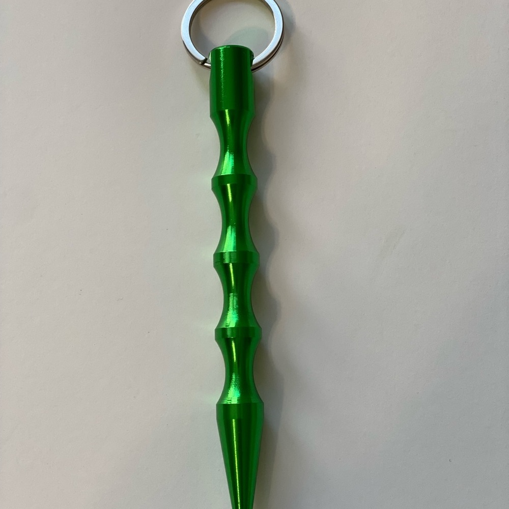 Window Breaker Keychain - Picture 5 of 6